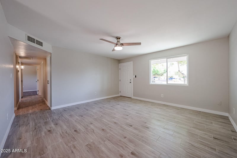 4425 70th Ave, Phoenix, AZ 85033
