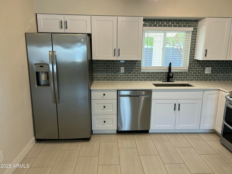 4425 Sierra St, Glendale, AZ 85304