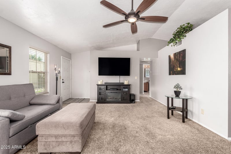 4426 Wescott Dr, Glendale, AZ 85308