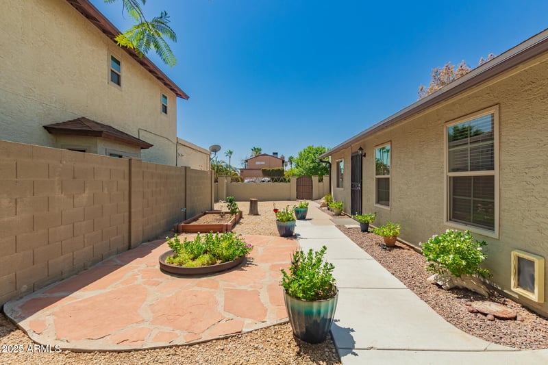 4426 Wescott Dr, Glendale, AZ 85308