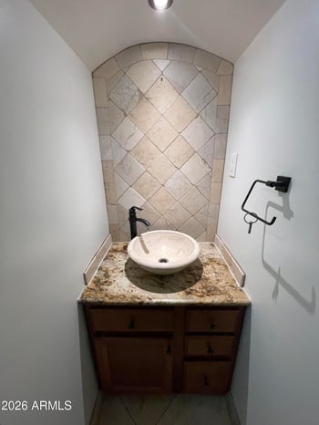 4427 Catalina Dr, Phoenix, AZ 85031