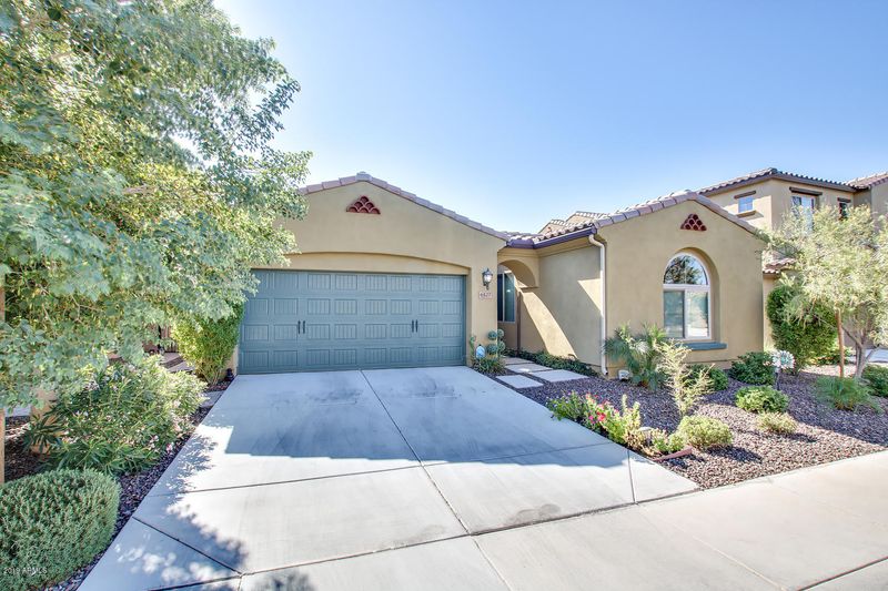 4427 E Campo Bello Dr, Phoenix, AZ 85032