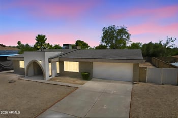 4427 Dahlia Dr, Glendale, AZ 85304
