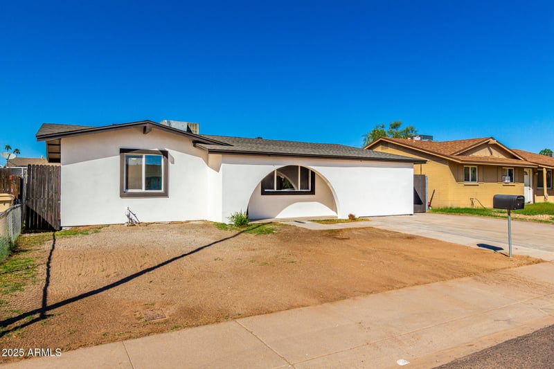 4428 Sanna St, Glendale, AZ 85302