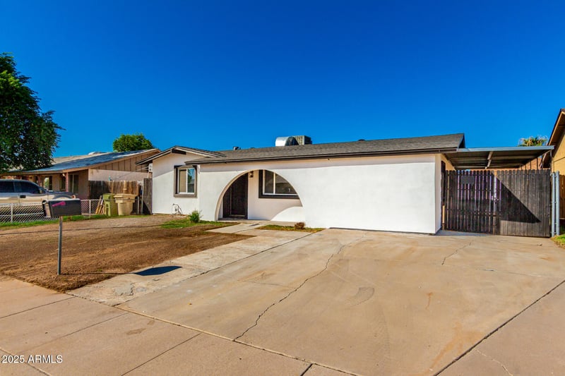 4428 Sanna St, Glendale, AZ 85302