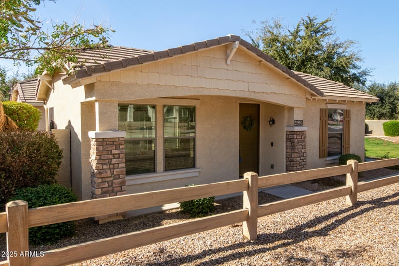 4428 Wildhorse Dr, Gilbert, AZ 85297