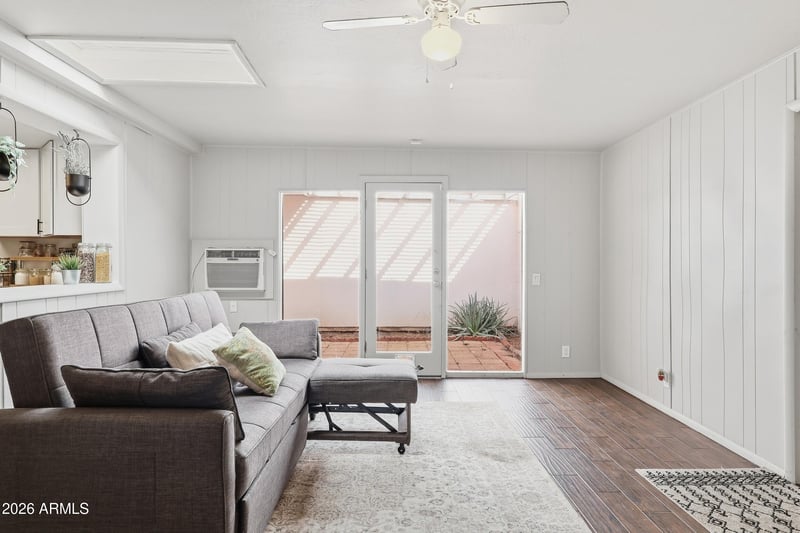 443 Hobson Pz, Mesa, AZ 85203