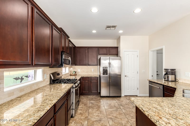 443 W Lantana Pl, Chandler, AZ 85248