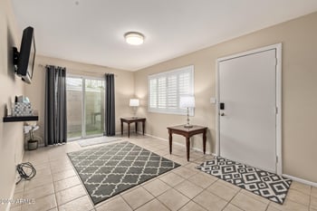 4430 28th St #8, Phoenix, AZ 85016