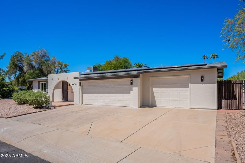 4430 W Keating Cir, Glendale, AZ 85308