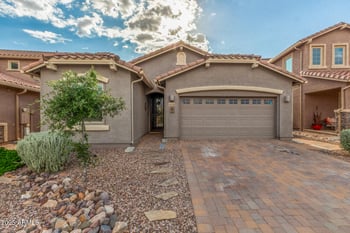 44314 42nd Ln, New River, AZ 85087