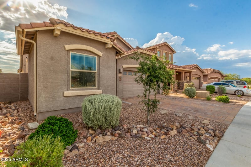 44314 42nd Ln, New River, AZ 85087