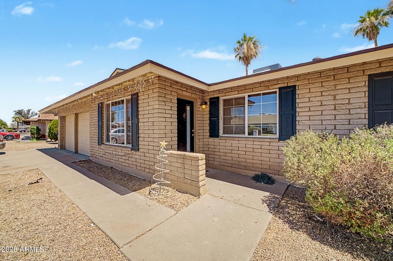 4432 W Mercer Ln, Glendale, AZ 85304