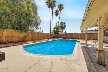 4432 Mercer Ln, Glendale, AZ 85304