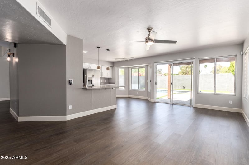 4434 Bannock St, Phoenix, AZ 85044