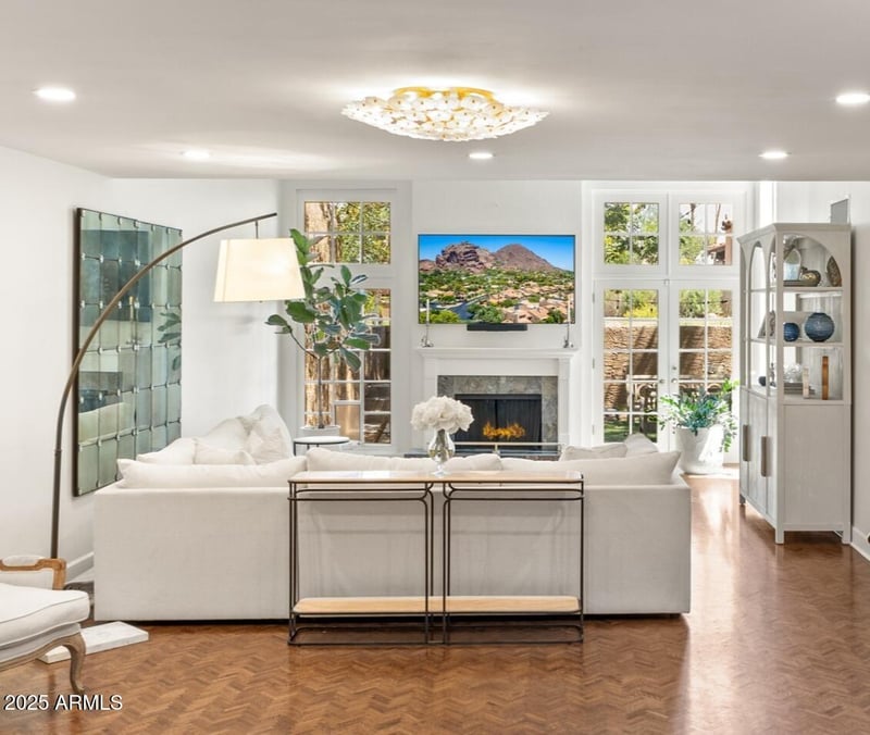 4434 Camelback Rd #130, Phoenix, AZ 85018