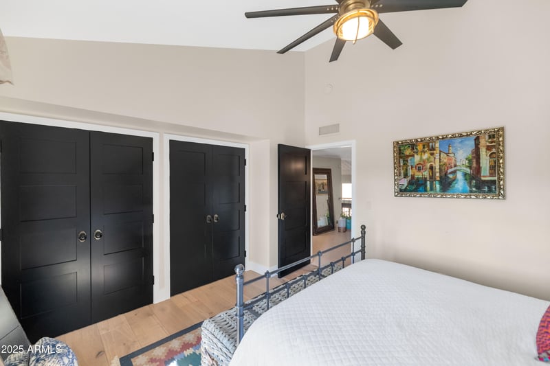 4434 Camelback Rd #137, Phoenix, AZ 85018