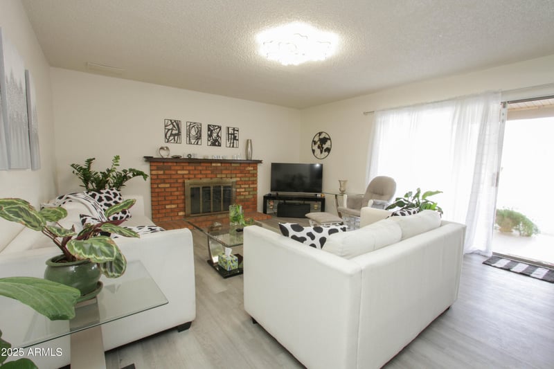 4434 Dahlia Dr, Glendale, AZ 85304