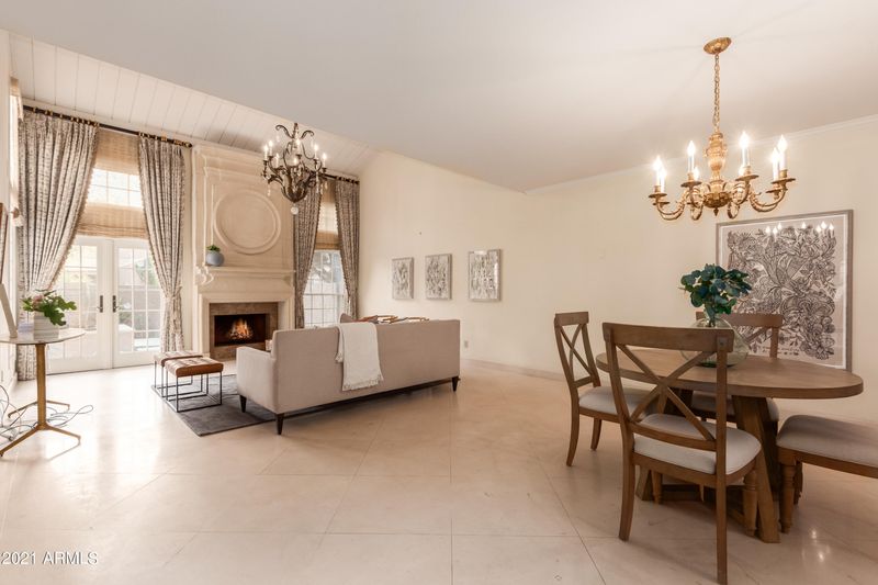 4434 E Camelback Rd #137, Phoenix, AZ 85018