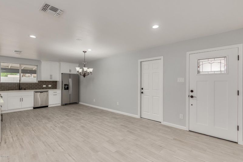 4434 W Earll Dr, Phoenix, AZ 85031
