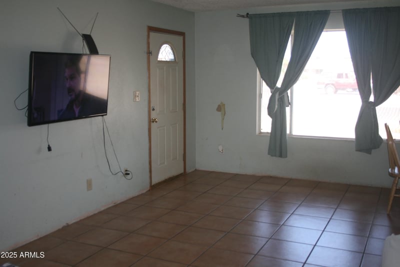 4435 Desert Cove Ave, Glendale, AZ 85304
