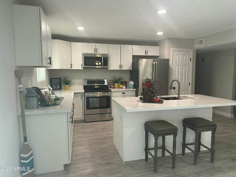 4435 Desert Cove Ave, Glendale, AZ 85304