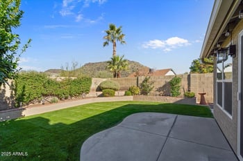 4436 Escuda Dr, Glendale, AZ 85308