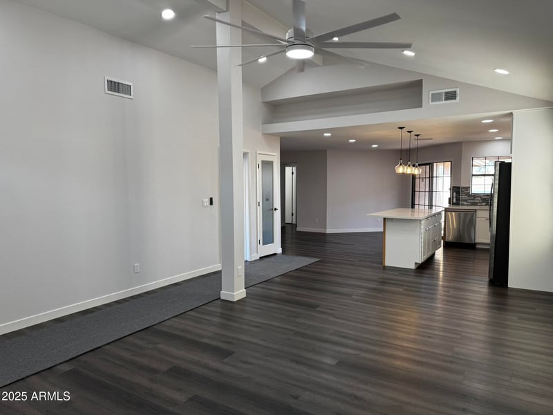 4436 Shomi St, Phoenix, AZ 85044