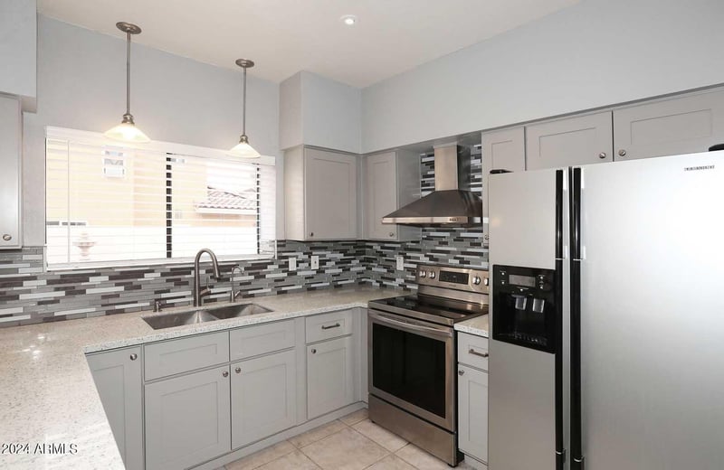4437 Villa Theresa Dr, Phoenix, AZ 85032