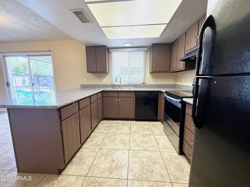 4437 Cathy Cir, Glendale, AZ 85308