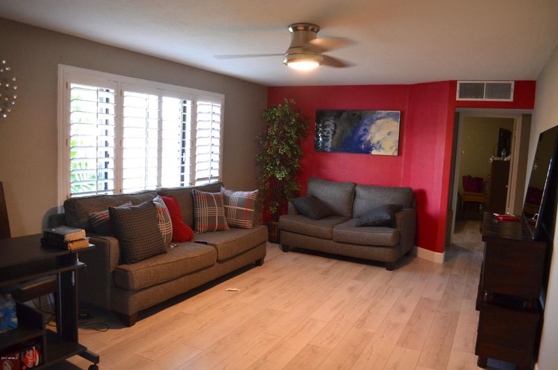 4437 W Morten Ave, Glendale, AZ 85301