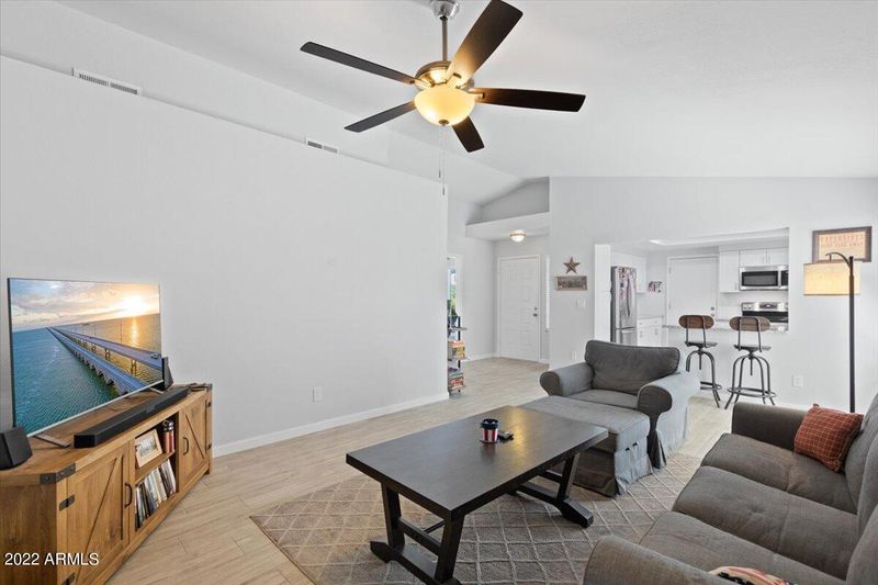 4437 W Oraibi Dr, Glendale, AZ 85308
