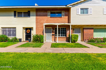 4438 Belleview St, Phoenix, AZ 85008
