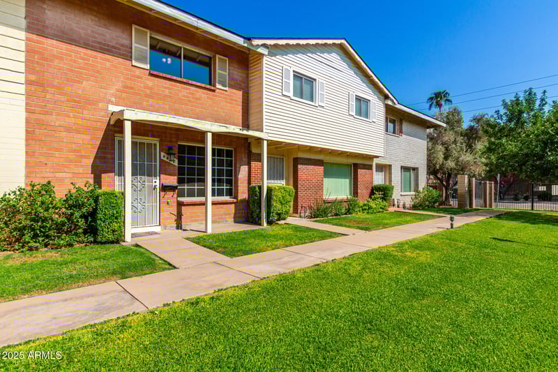 4438 Belleview St, Phoenix, AZ 85008
