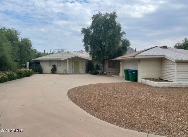 4438 E Lakeside Ln, Paradise Valley, AZ 85253