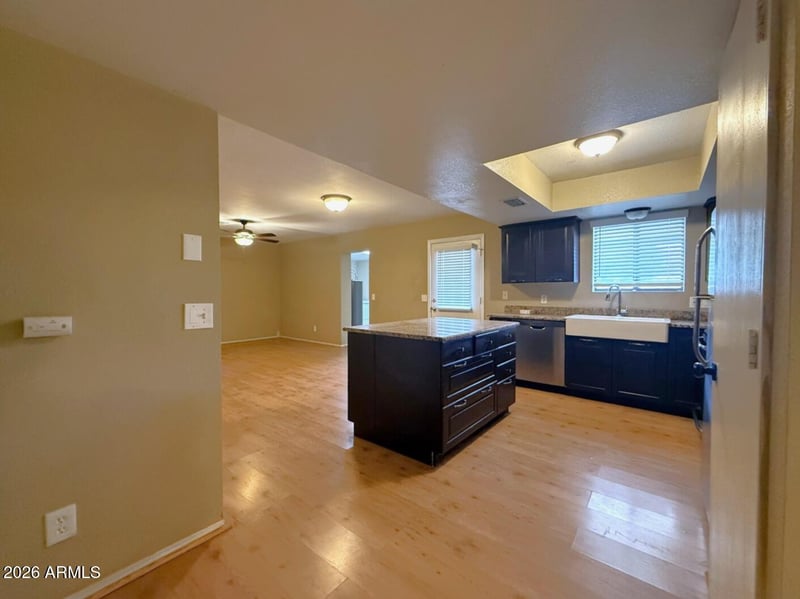444 Ivy St, Mesa, AZ 85203