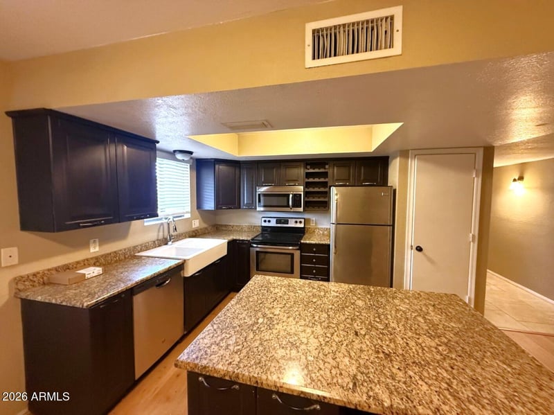 444 Ivy St, Mesa, AZ 85203