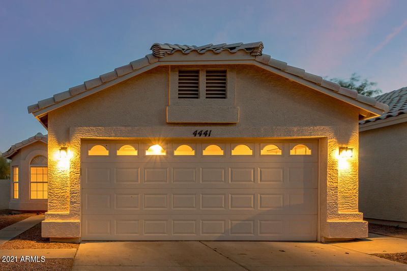 4441 E Bannock St, Phoenix, AZ 85044