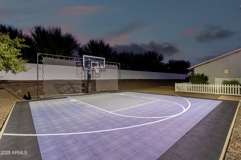 4442 59th Pl, Phoenix, AZ 85018