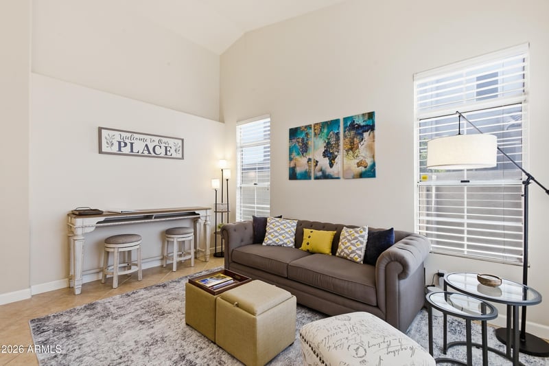 4442 Graythorn St, Phoenix, AZ 85044