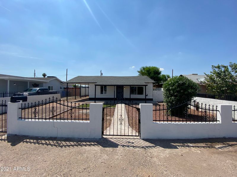4442 S 9th St, Phoenix, AZ 85040