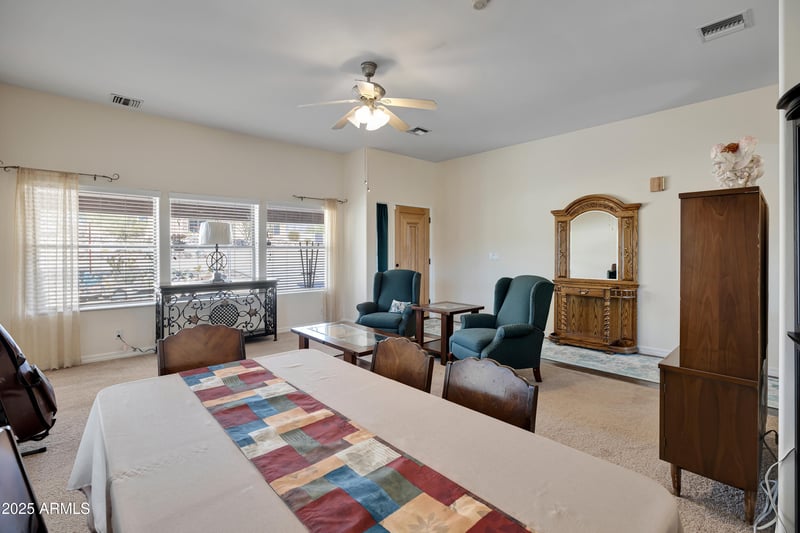 44421 12th St, New River, AZ 85087
