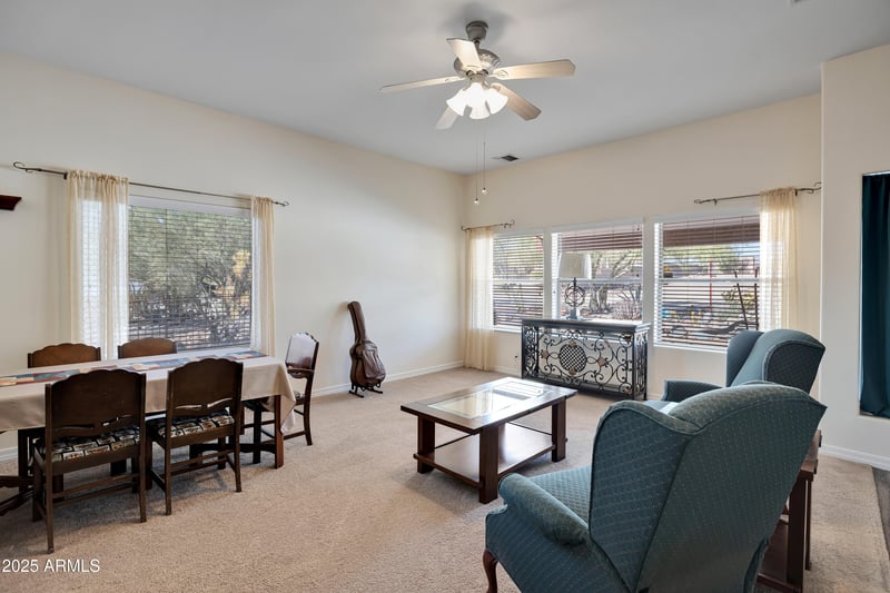 44421 12th St, New River, AZ 85087