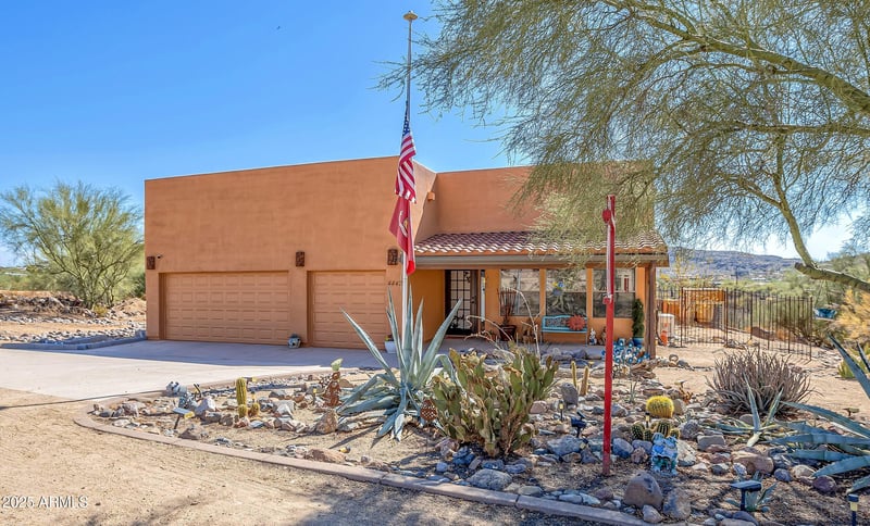 44421 12th St, New River, AZ 85087