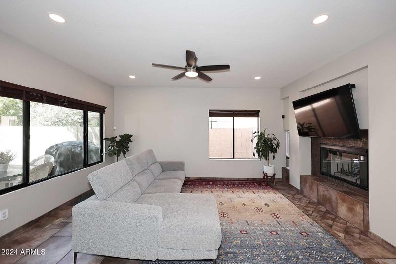 4443 E Annette Dr, Phoenix, AZ 85032