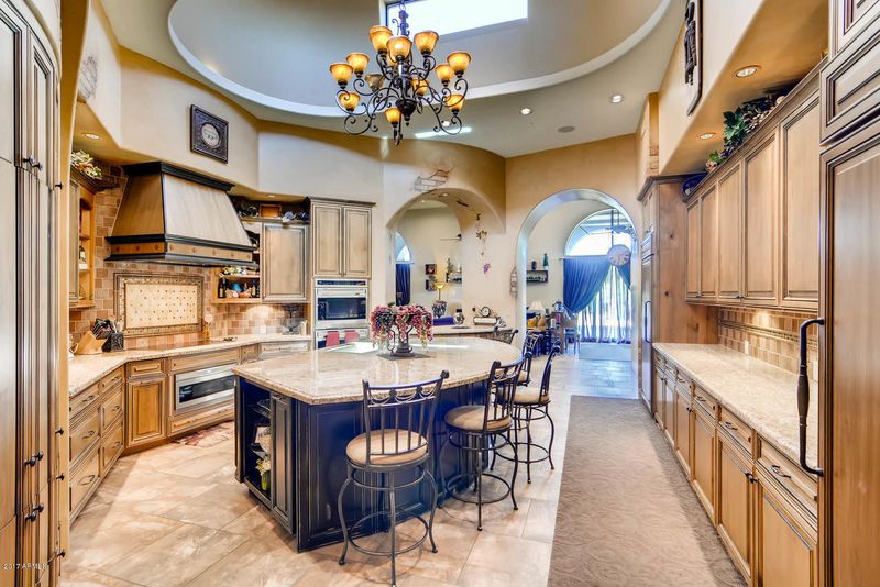 4443 E Michelle Dr, Phoenix, AZ 85032