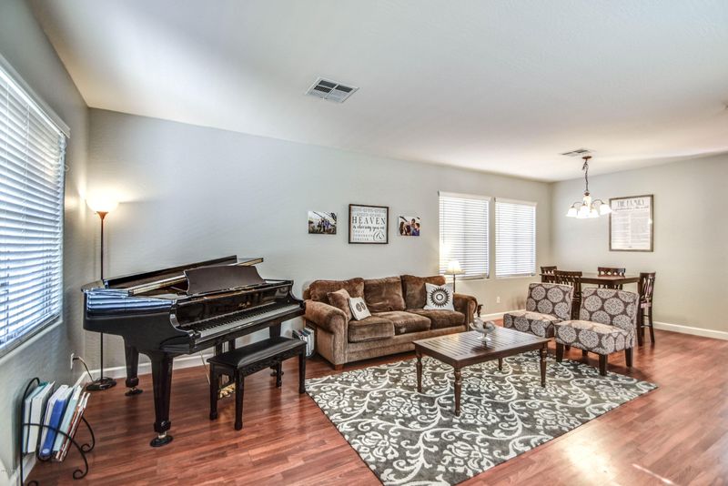4443 E Oxford Ln, Gilbert, AZ 85295