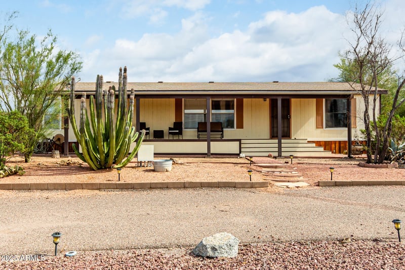 4443 Saguaro Dr, Apache Junction, AZ 85120