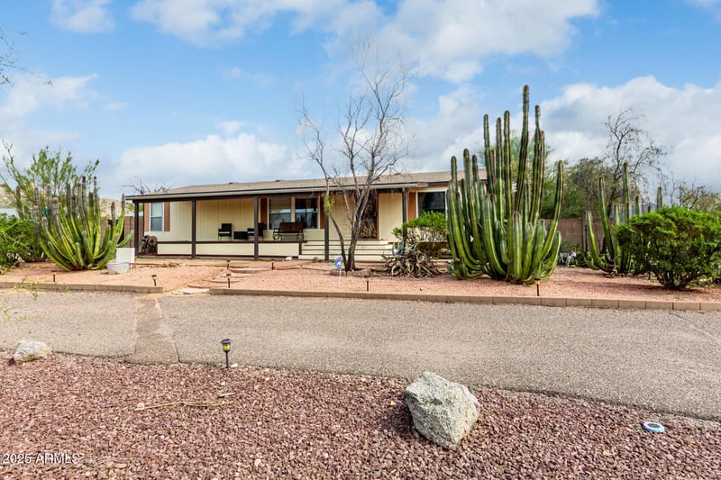 4443 Saguaro Dr, Apache Junction, AZ 85120
