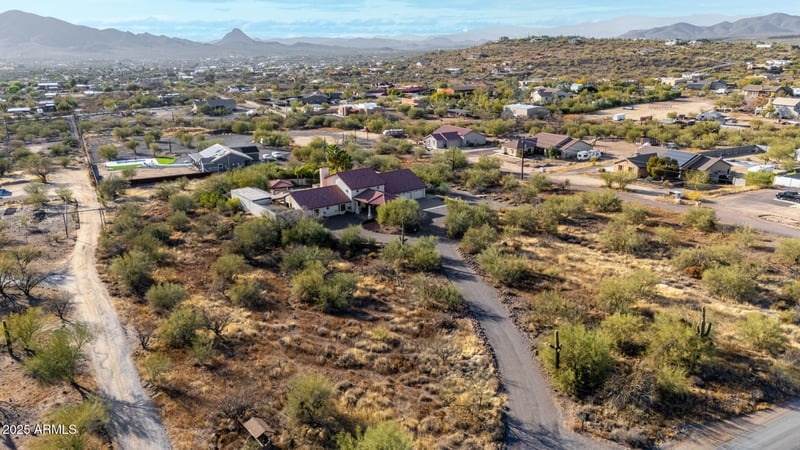 44434 20th St, New River, AZ 85087